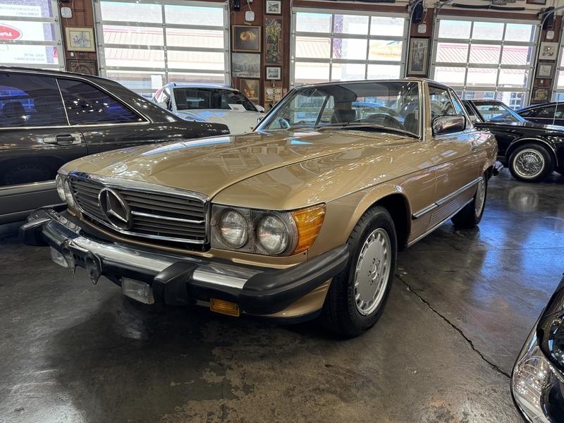 1987 Mercedes-Benz 560 Series