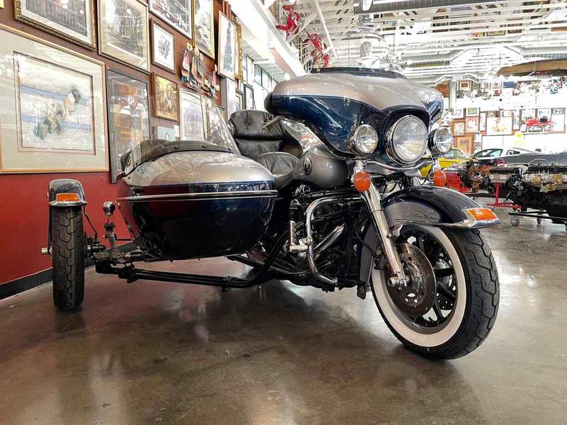 2001 Harley-Davidson® FLHTCI - Electra Glide® Classic Injection