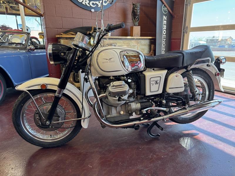 1968 Moto Guzzi V7