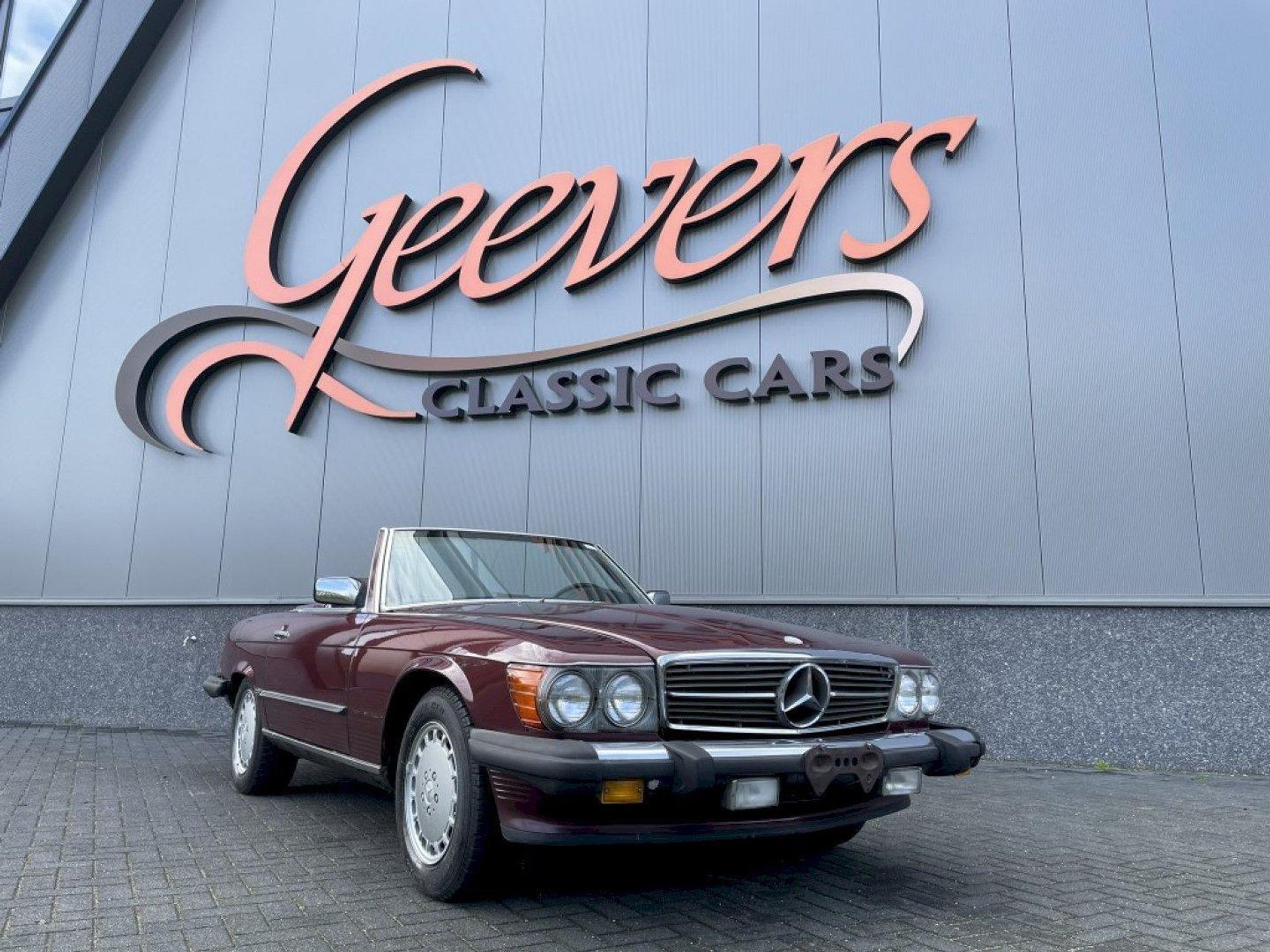 1986 Mercedes-Benz W107