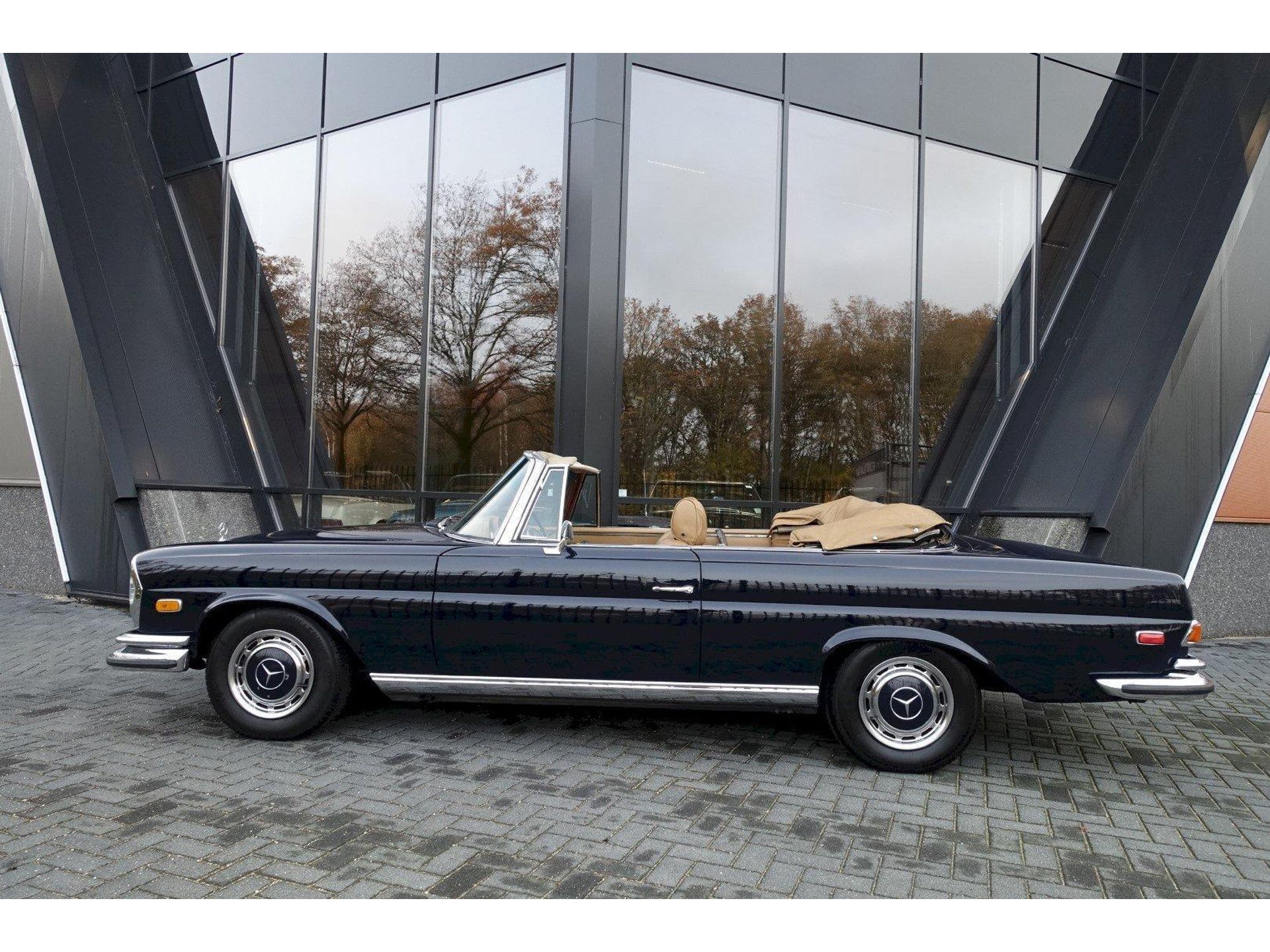 1970 Mercedes-Benz W111