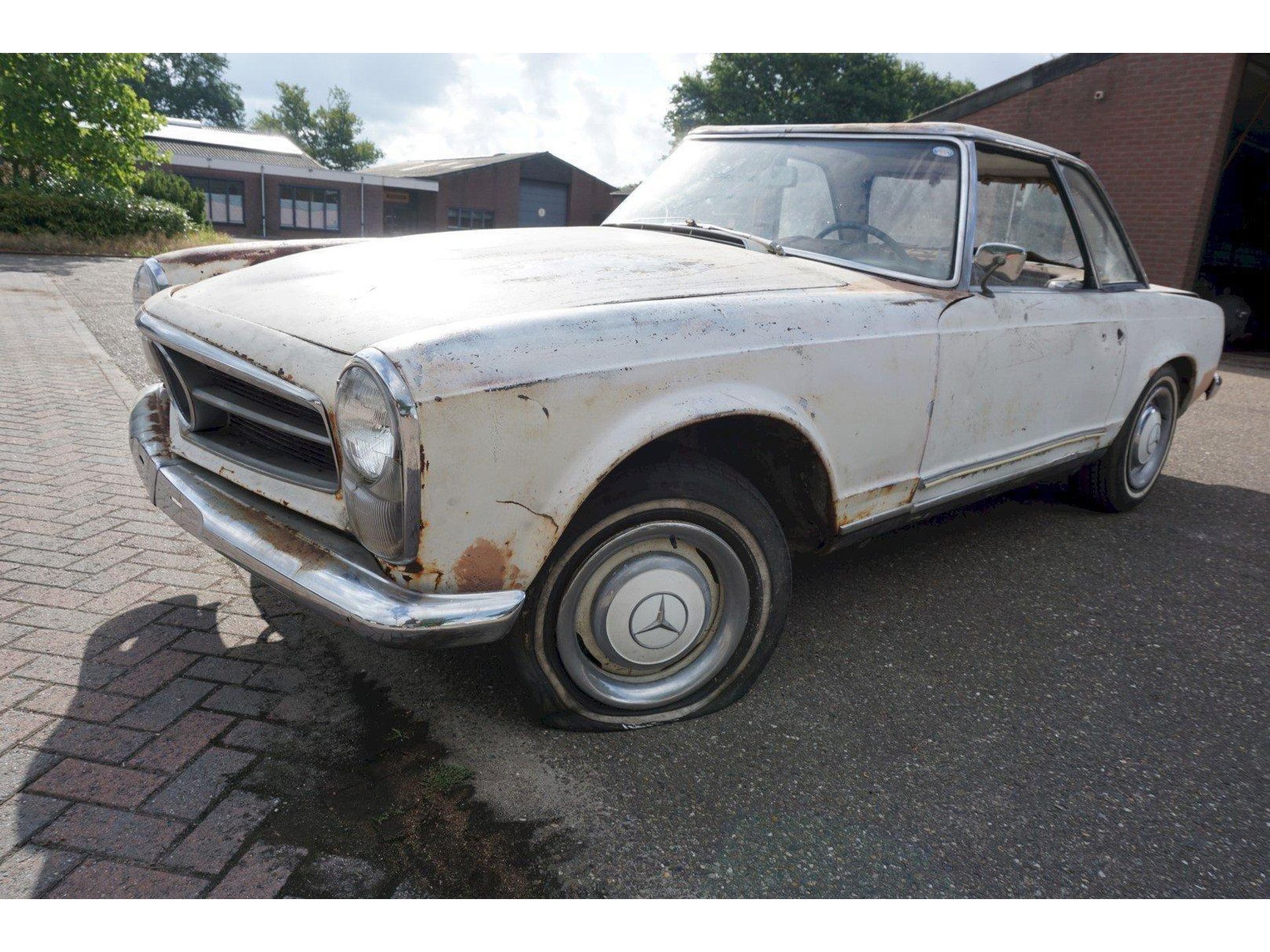 1966 Mercedes-Benz W113 Pagode