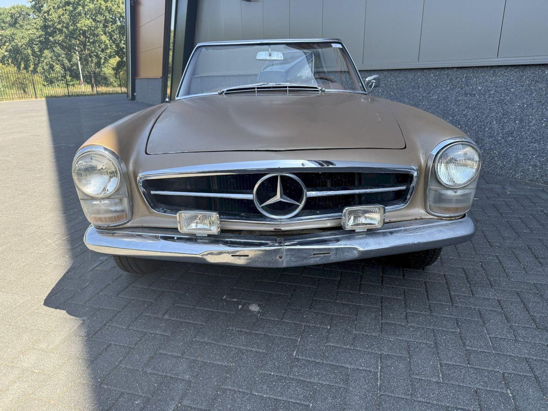 1965 Mercedes-Benz W113 Pagode