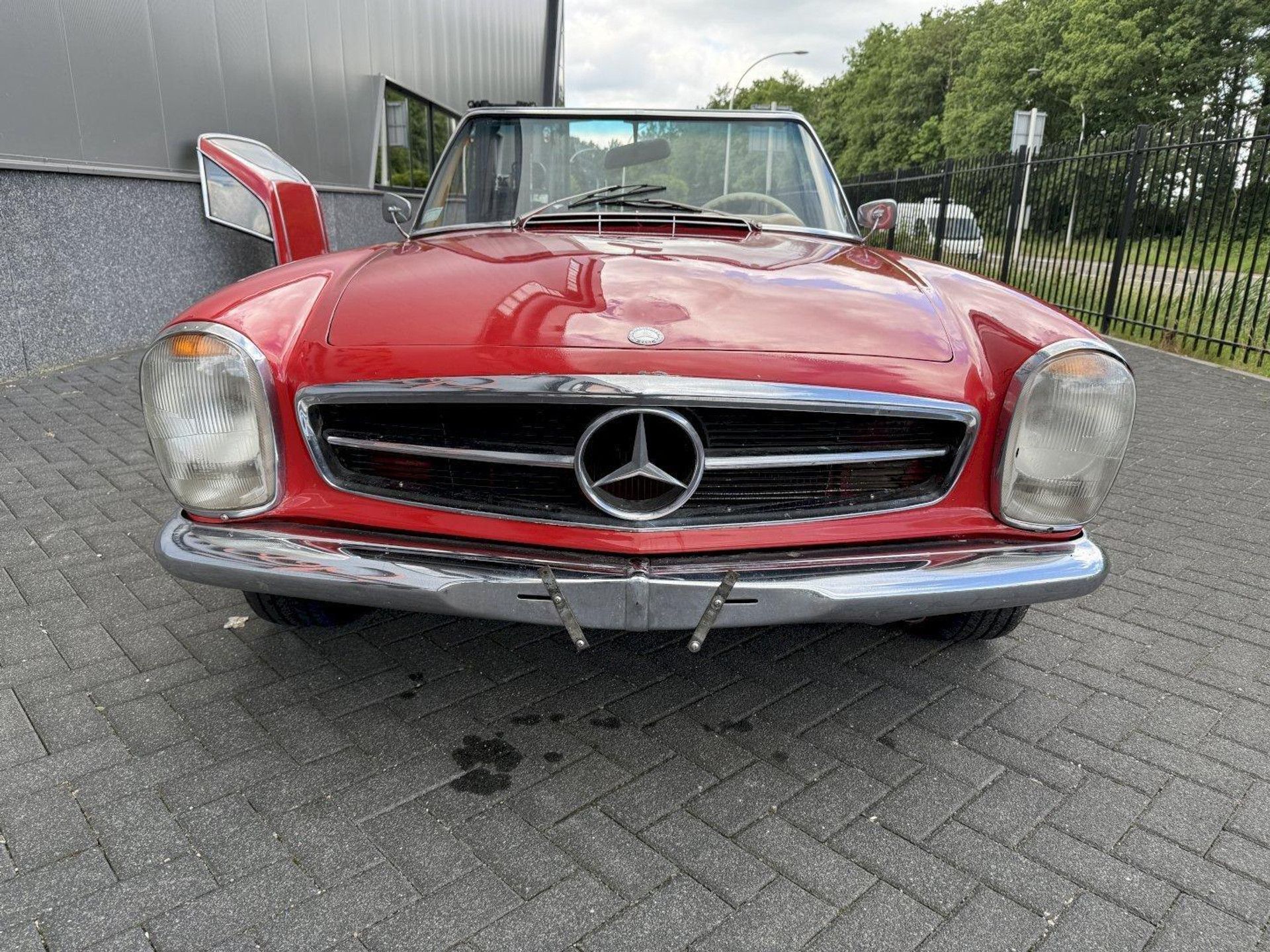 1967 Mercedes-Benz W113 Pagode