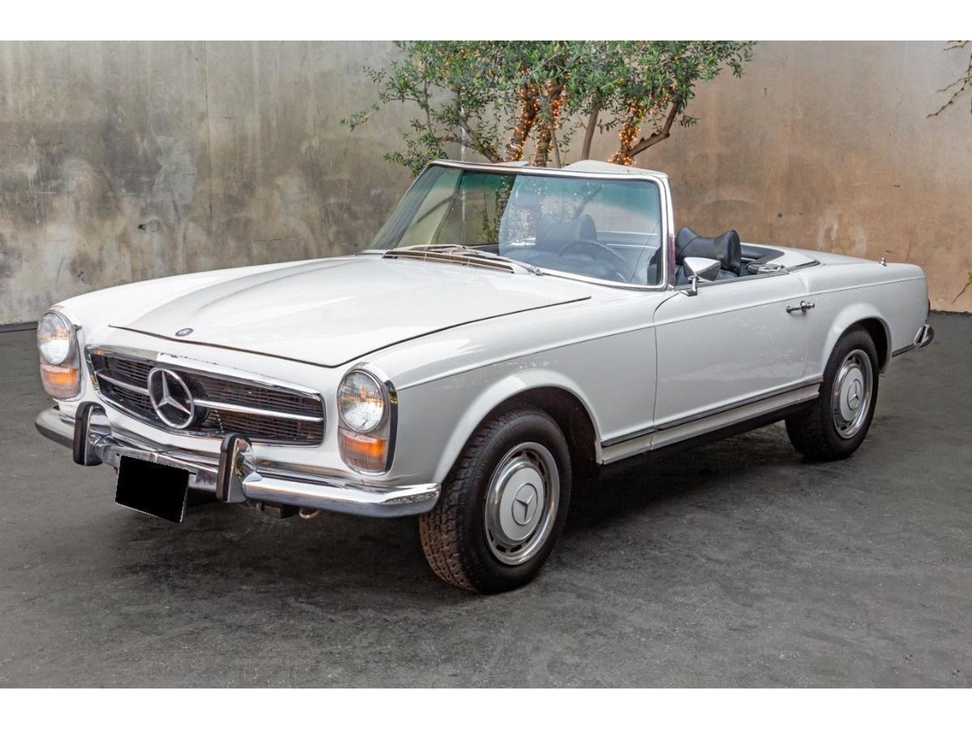 1969 Mercedes-Benz W113 Pagode