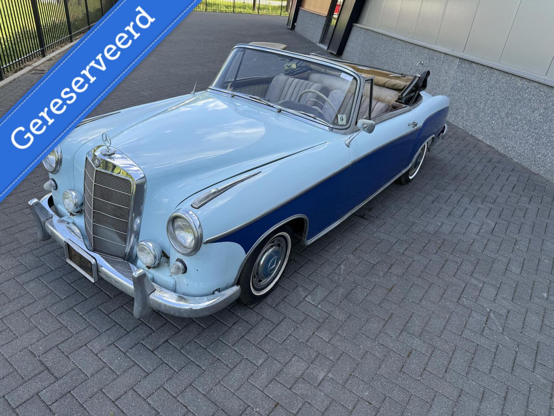 1960 Mercedes-Benz W128/W180 Ponton