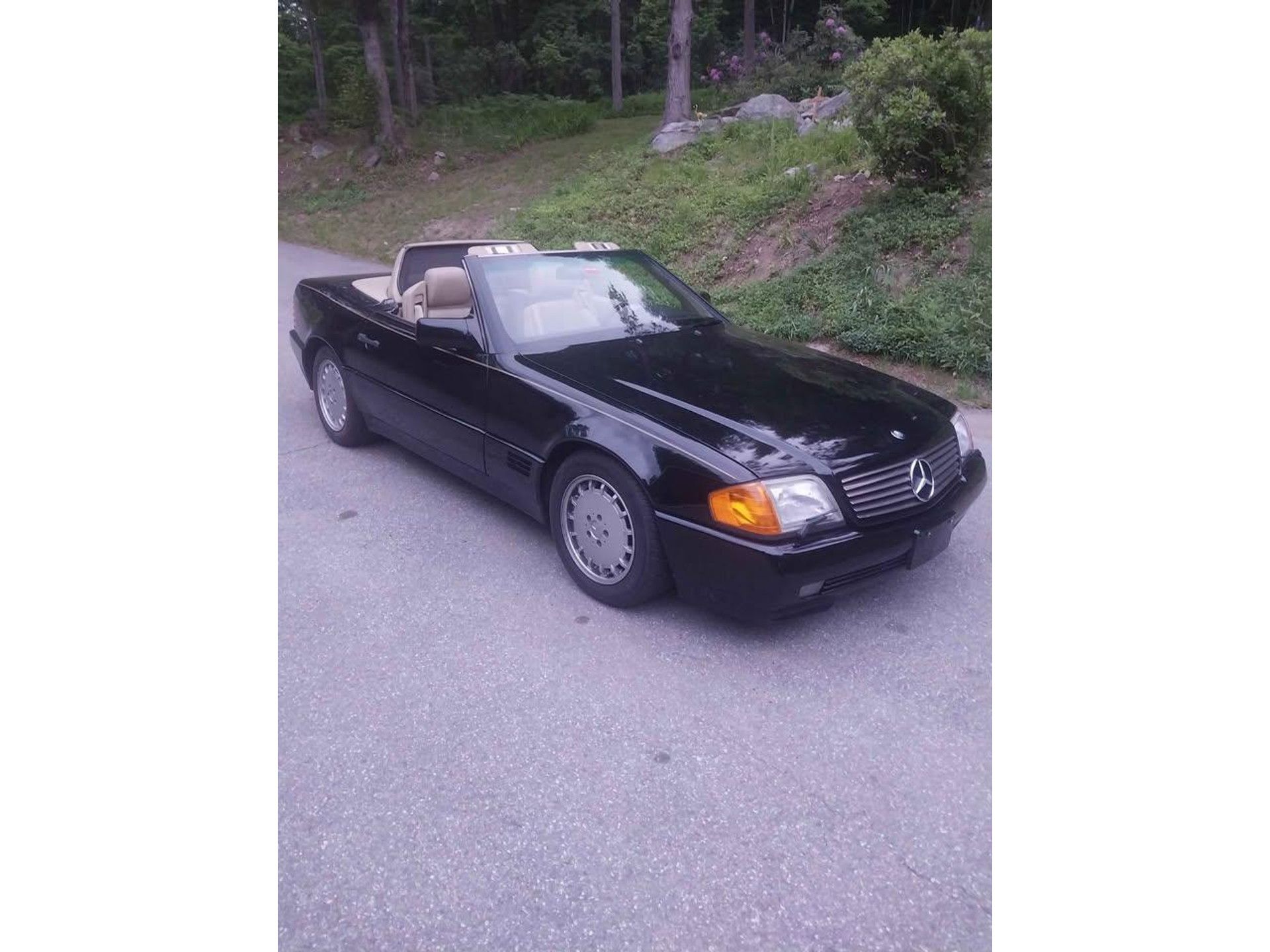 1990 Mercedes-Benz R129