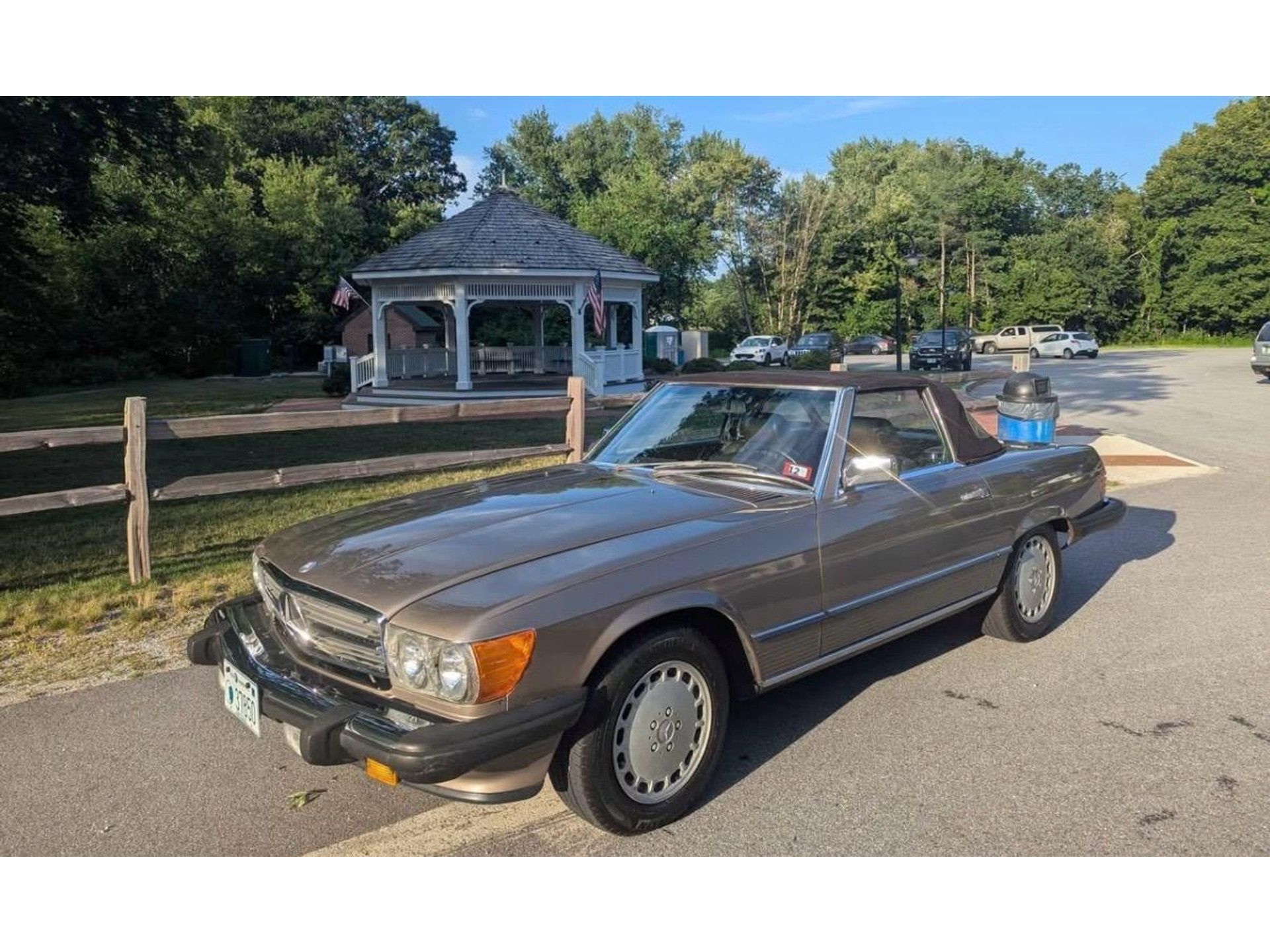 1987 Mercedes-Benz R107