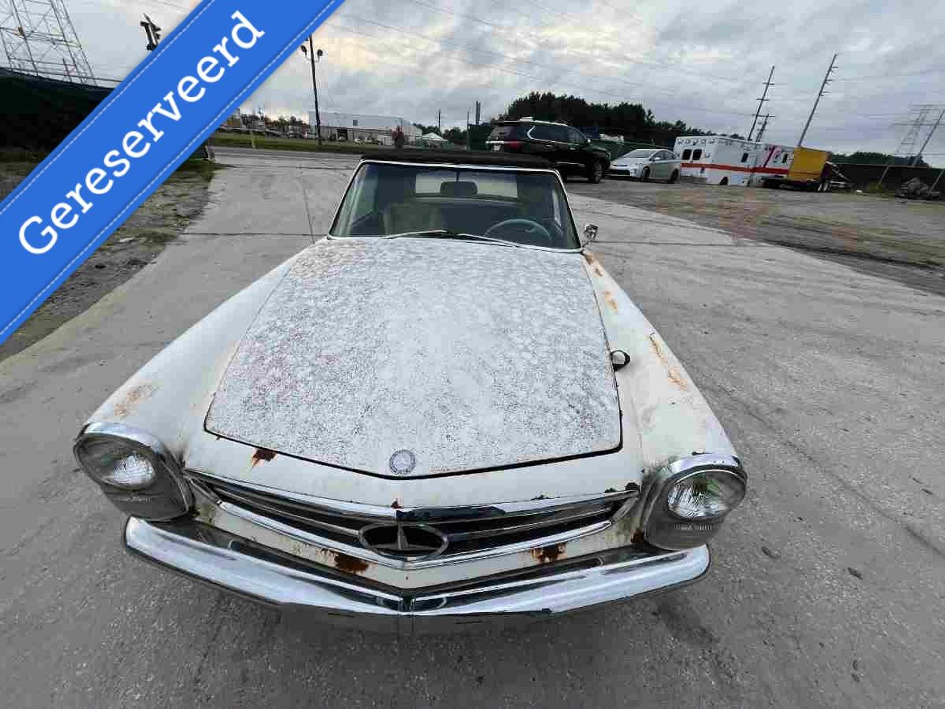1967 Mercedes-Benz W113 Pagode 230SL